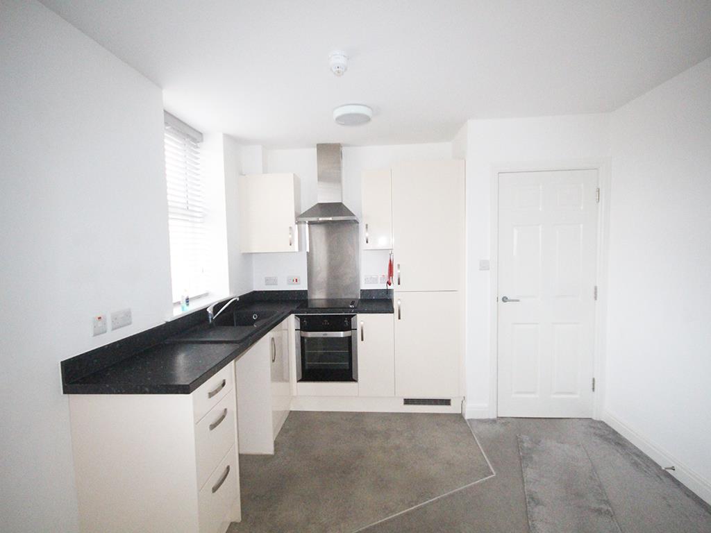 1 bedroom apartment To Let in Earby - IMG_7911.jpg
